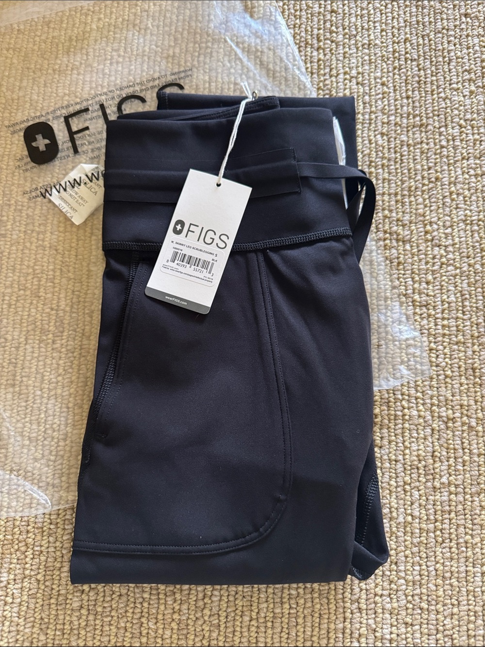 Figs skinny leg scrub leggings S